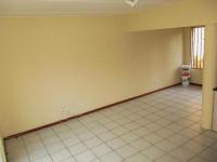  of property in Die Hoewes