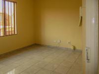  of property in Die Hoewes