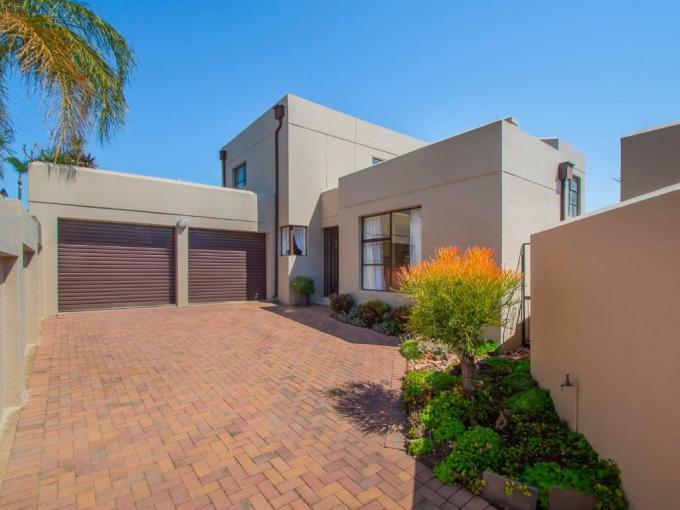 3 Bedroom House for Sale For Sale in Randpark Ridge - MR722669