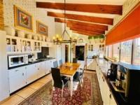  of property in Glenvista