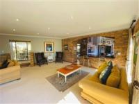  of property in Glenvista