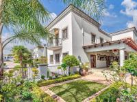  of property in Hyde Park