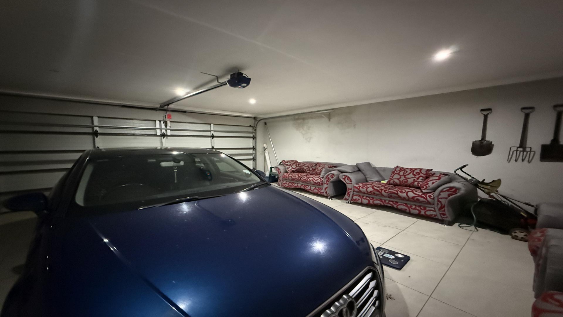 Garage of property in Middelburg - MP