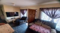 Lounges of property in Philip Nel Park