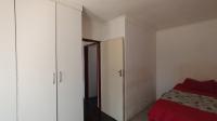 Bed Room 1 - 15 square meters of property in Philip Nel Park