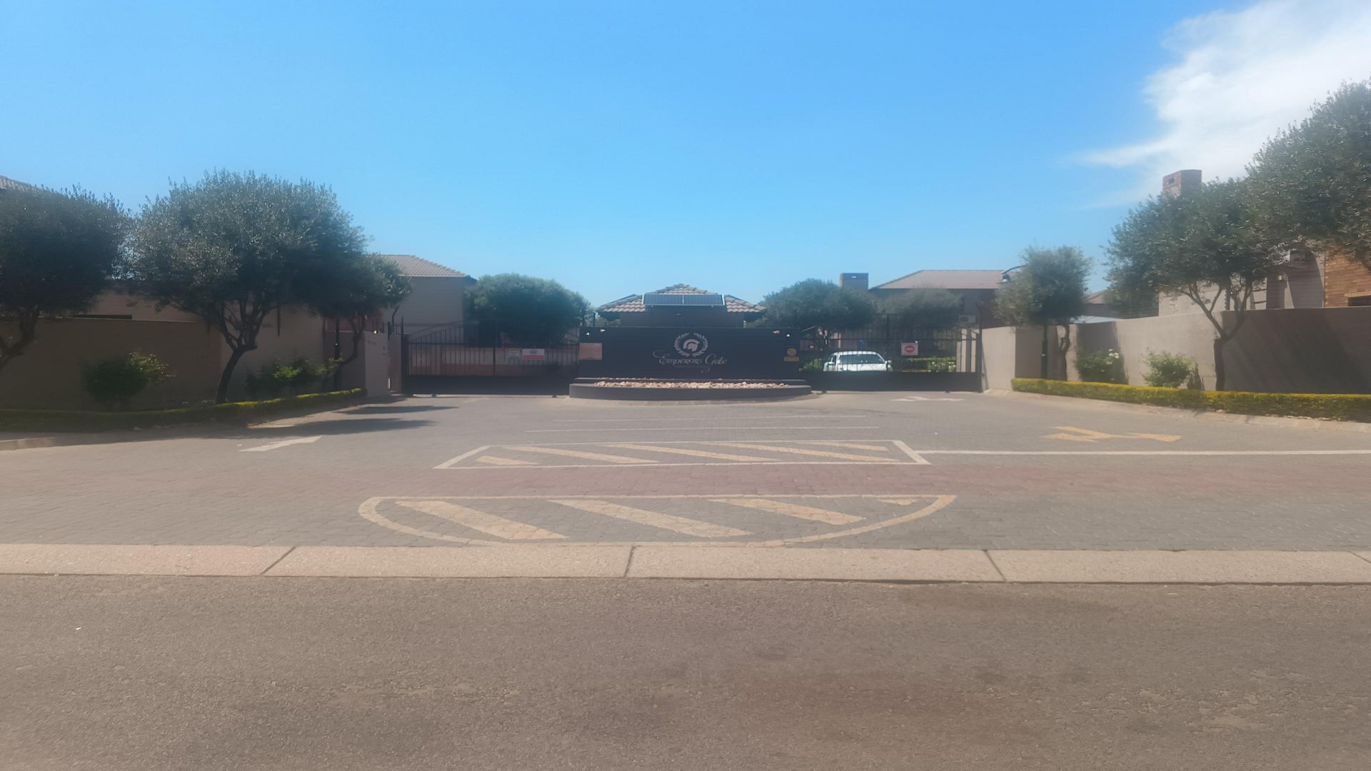 Front View of property in Montana
