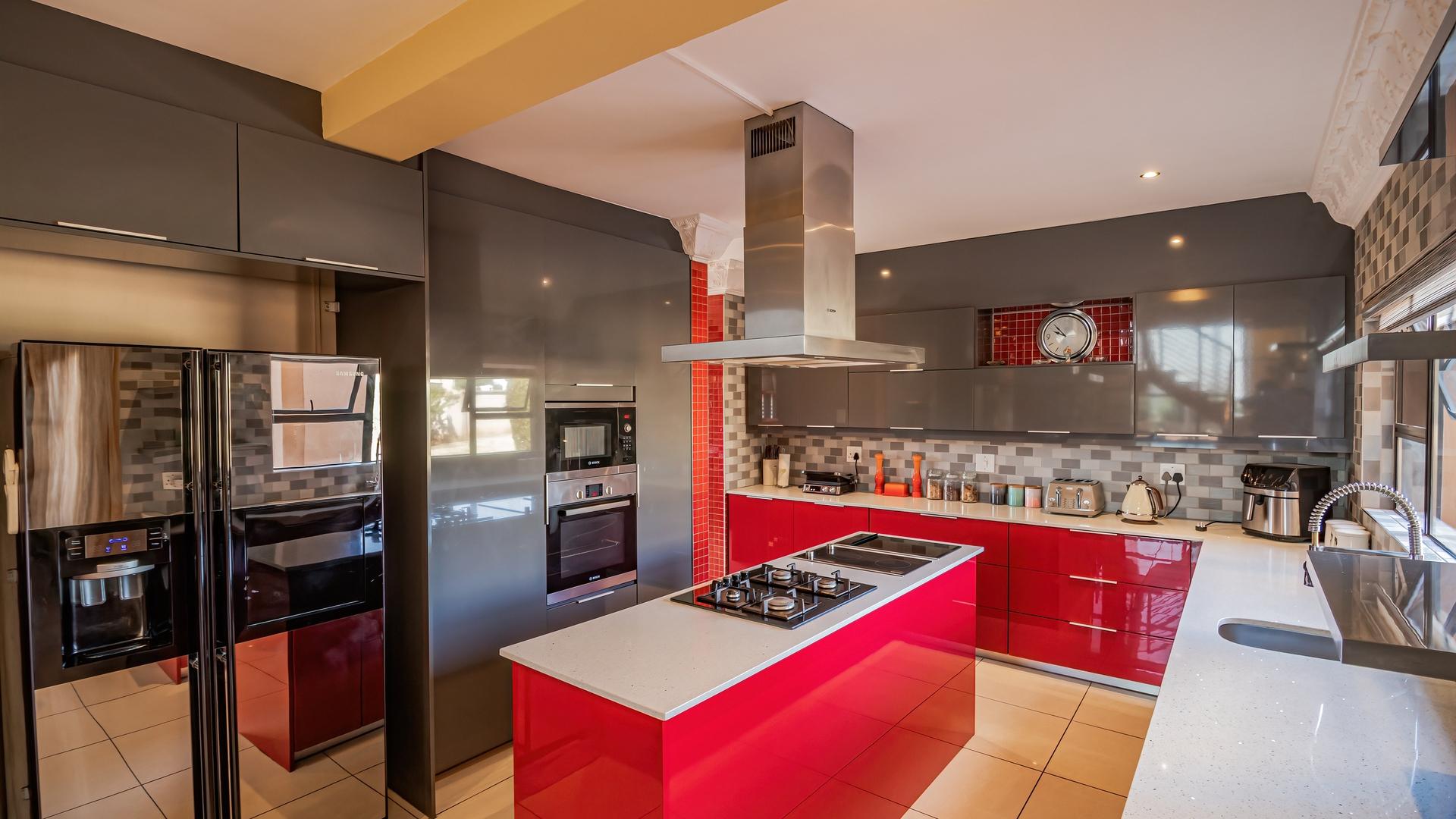  of property in Monavoni