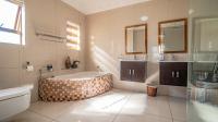  of property in Monavoni