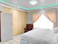  of property in Bendor