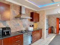  of property in Bendor