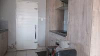 Kitchen - 8 square meters of property in Crystal Park