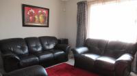 Lounges - 16 square meters of property in Crystal Park
