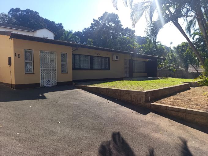 3 Bedroom House for Sale For Sale in Yellowwood Park  - MR722815