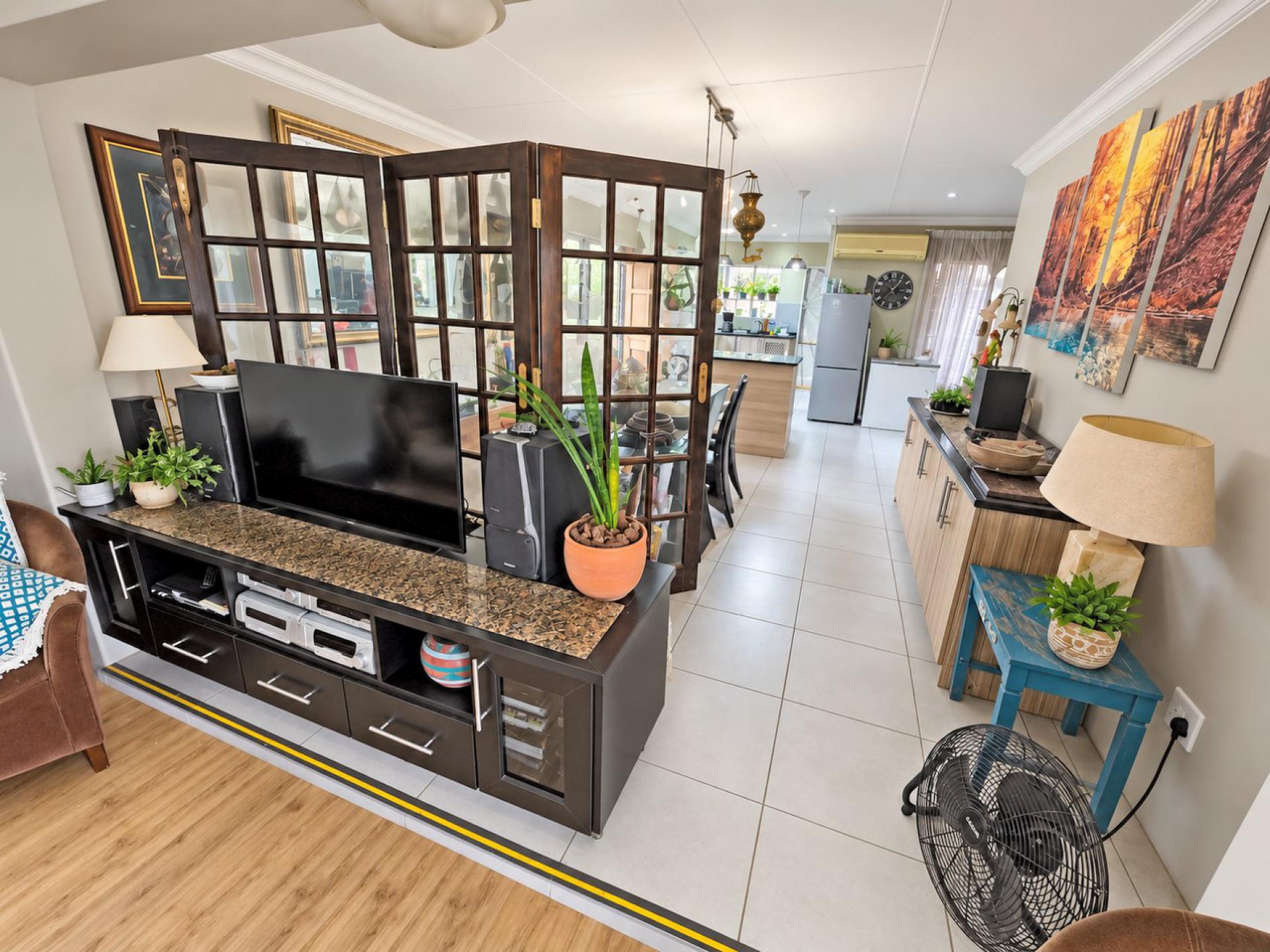  of property in Sinoville
