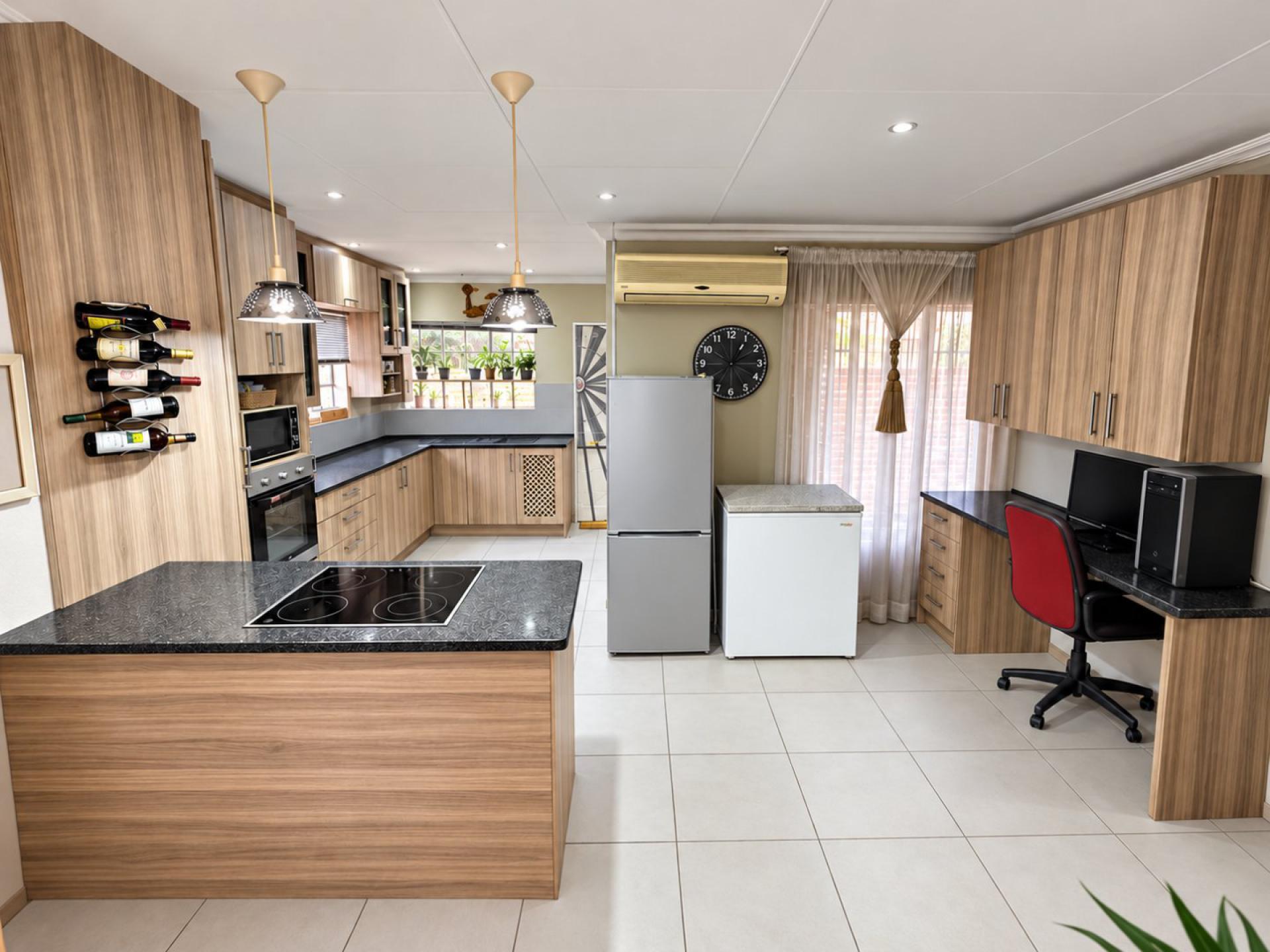  of property in Sinoville