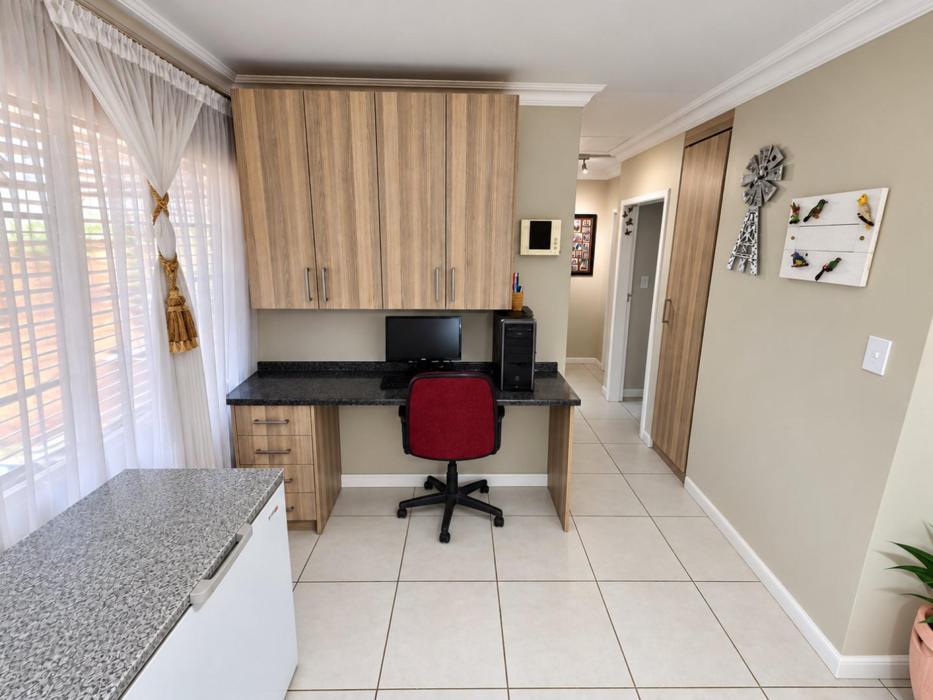  of property in Sinoville