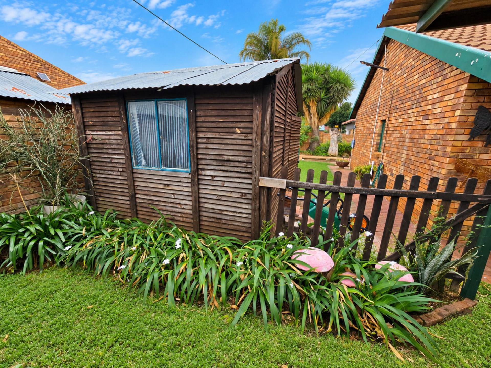  of property in Sinoville