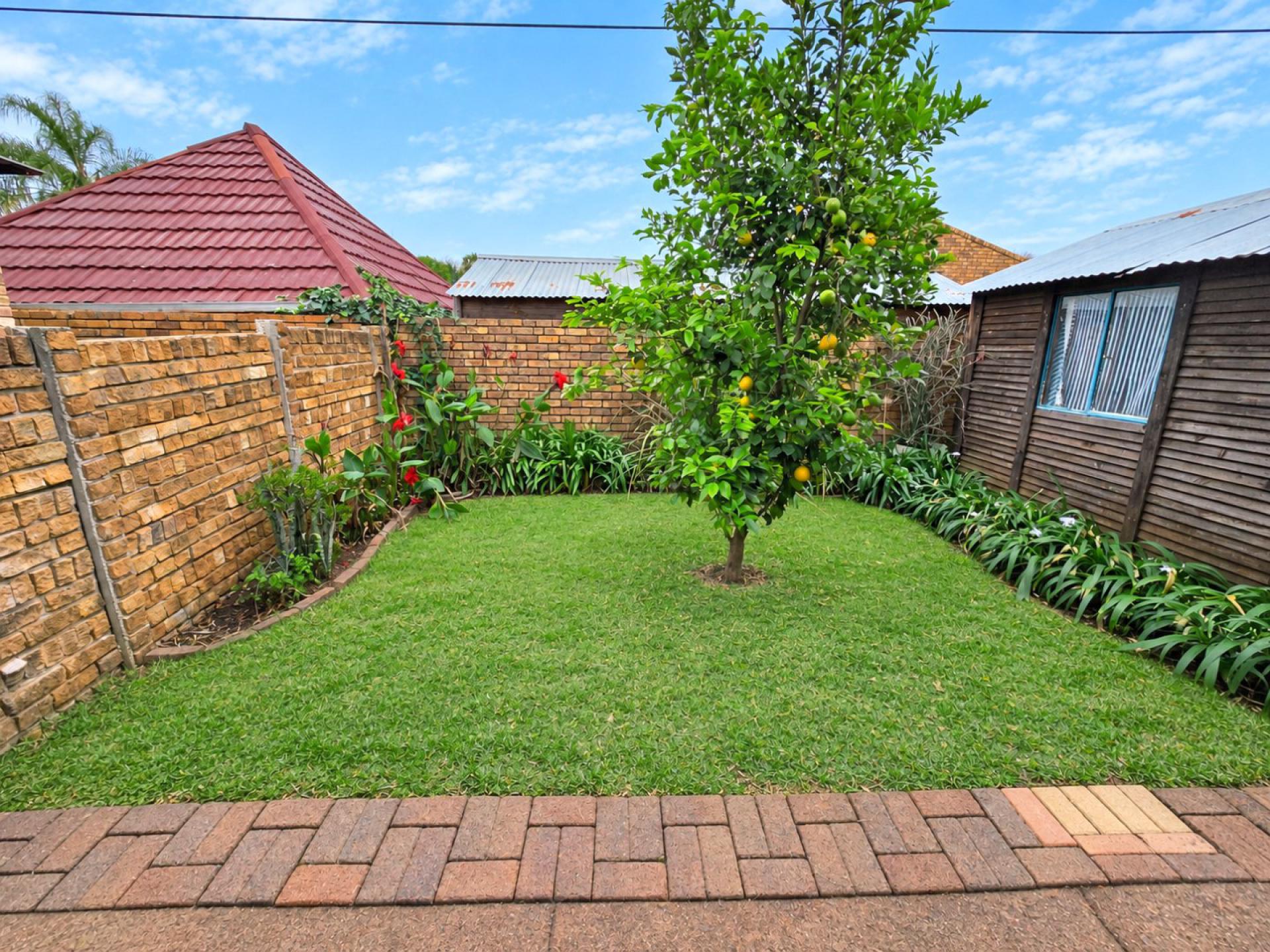  of property in Sinoville