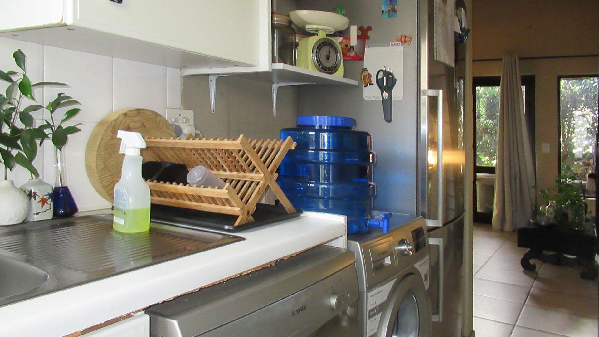 Kitchen - 8 square meters of property in Jukskei Park