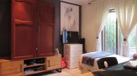 Bed Room 1 - 14 square meters of property in Jukskei Park