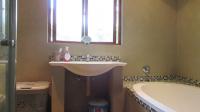 Bathroom 1 - 7 square meters of property in Jukskei Park