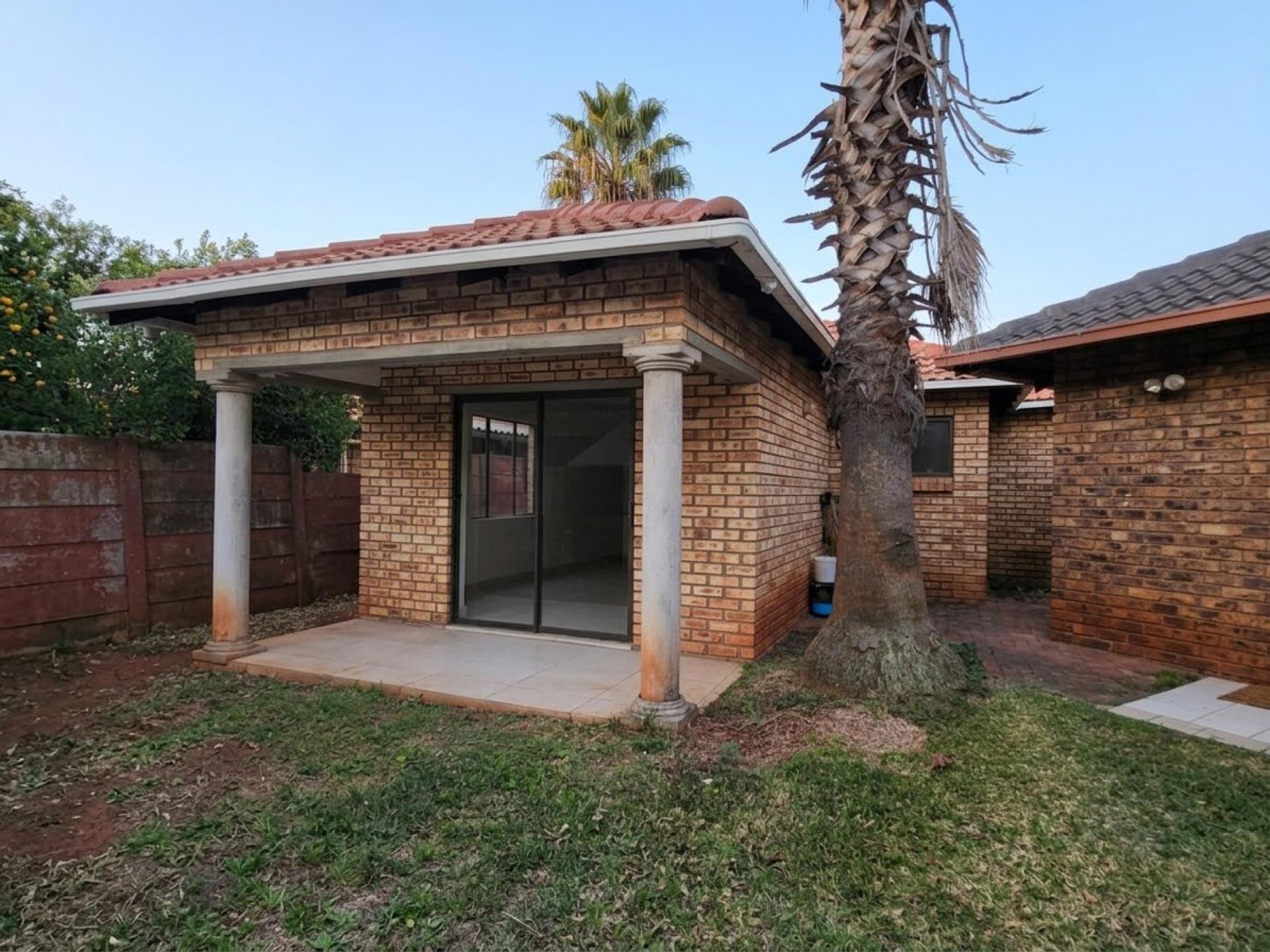  of property in Hesteapark