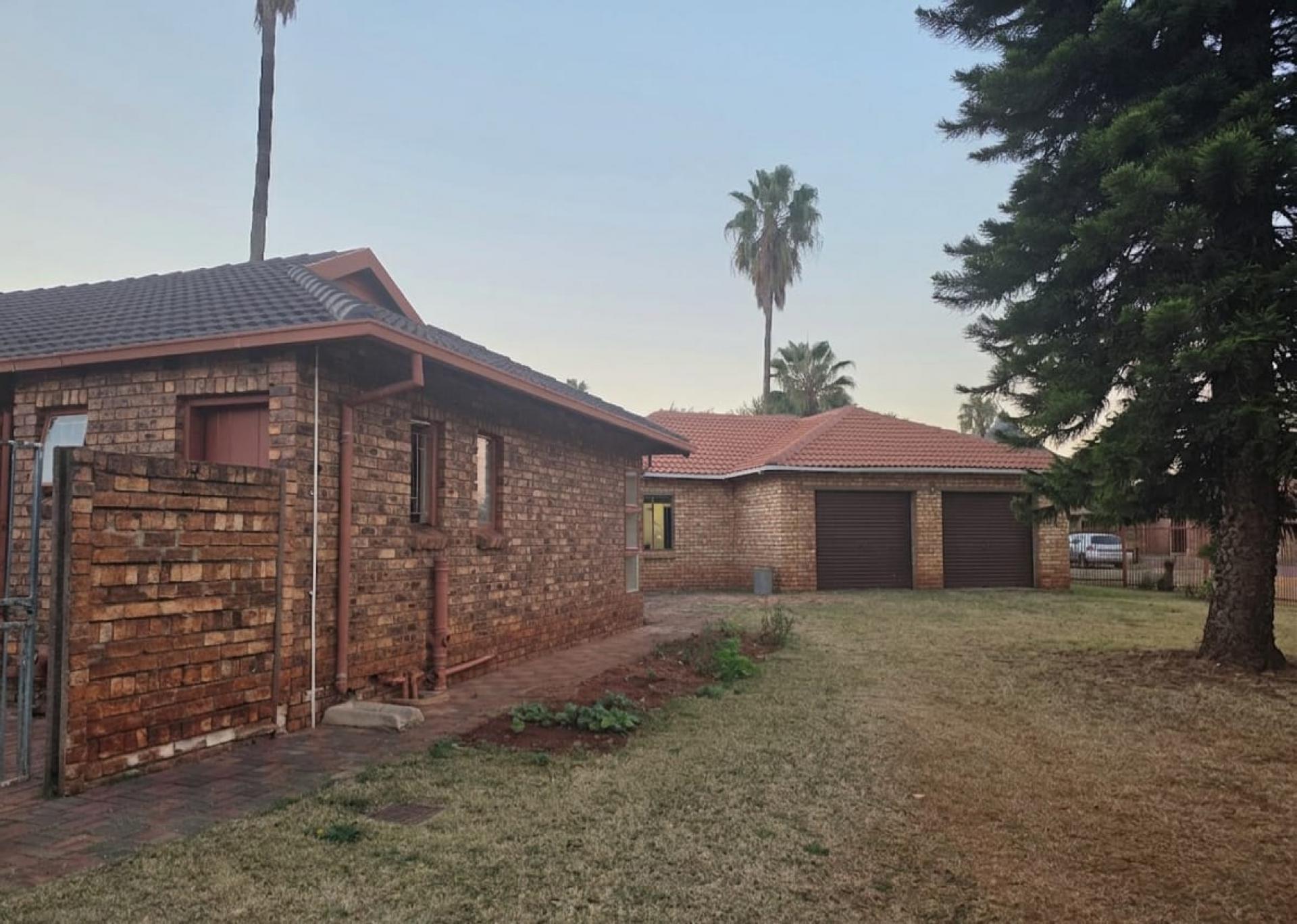  of property in Hesteapark