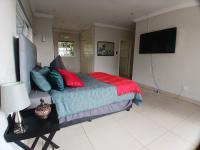  of property in Glenvista