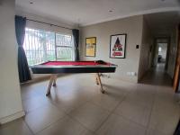  of property in Glenvista