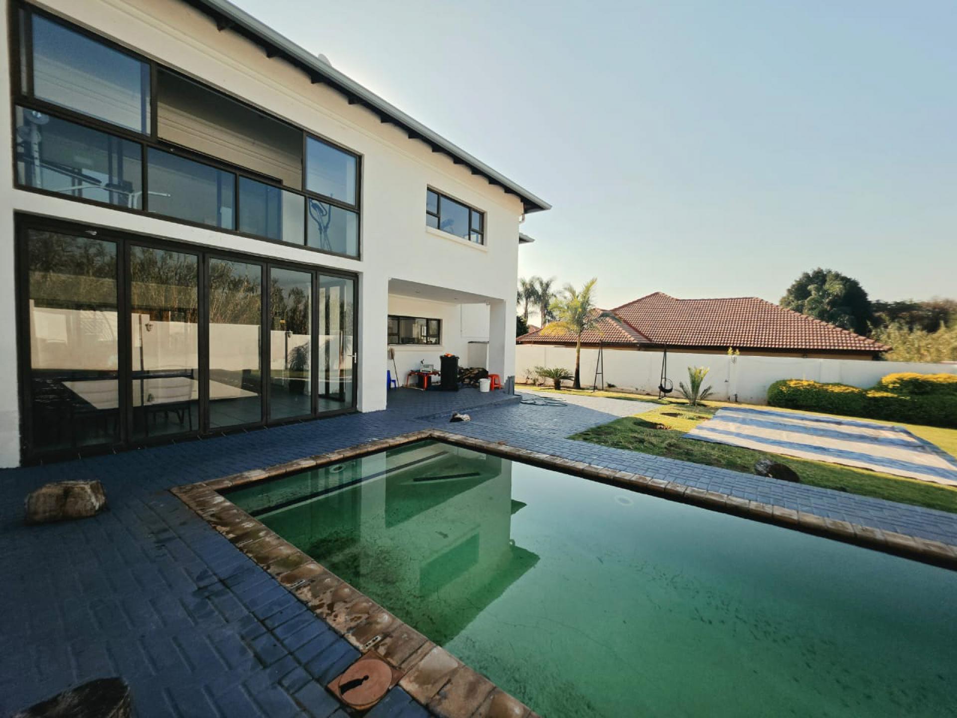  of property in Ninapark