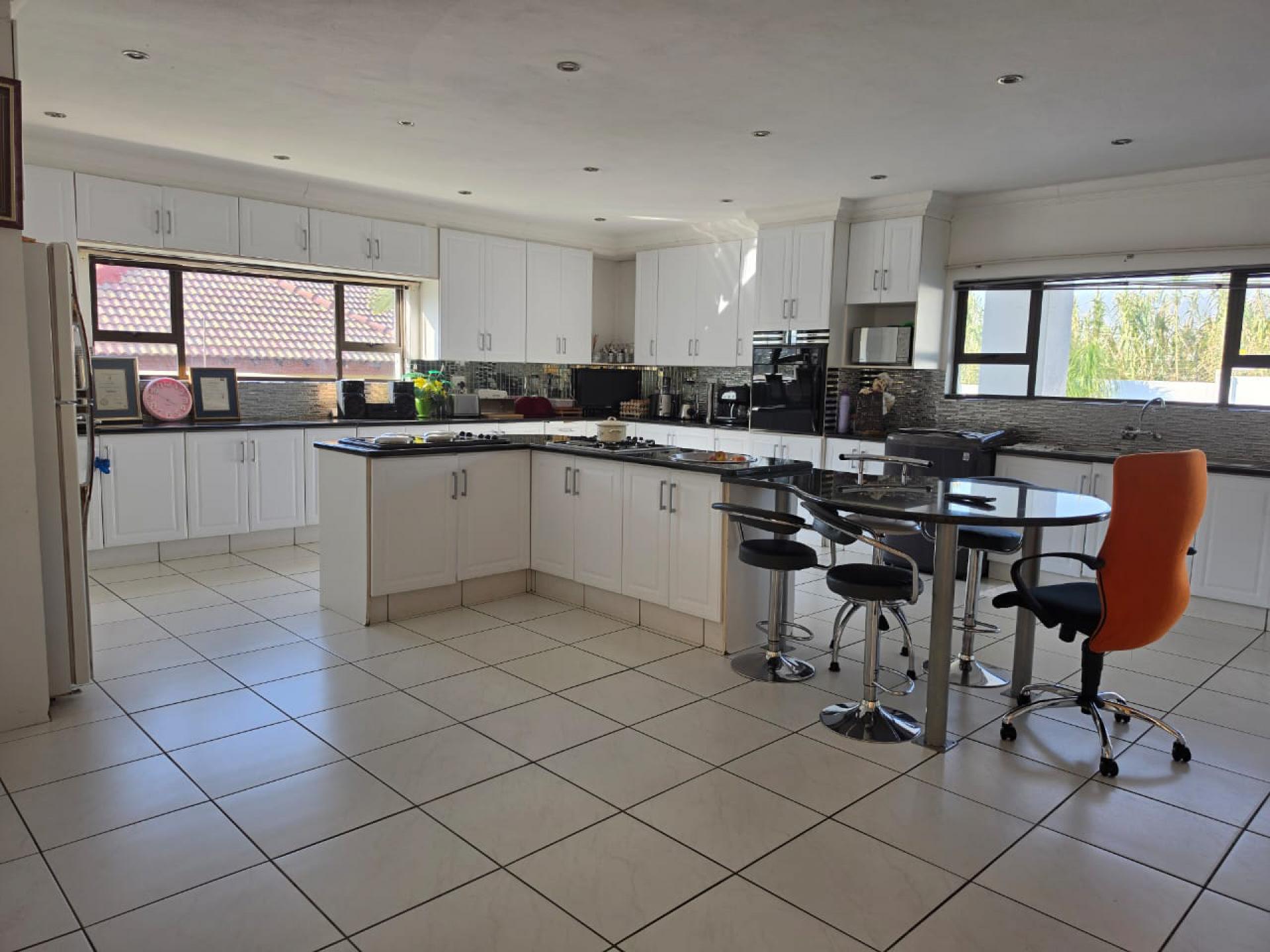  of property in Ninapark