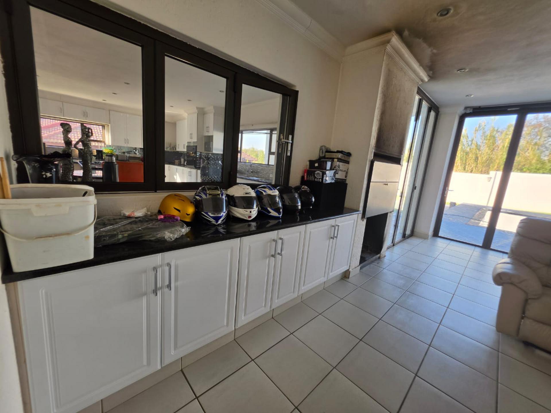  of property in Ninapark