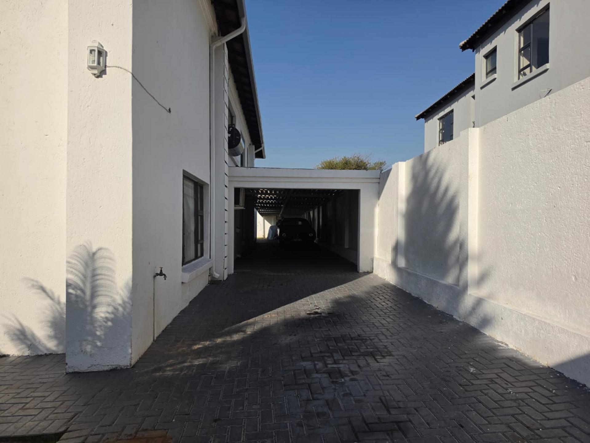  of property in Ninapark