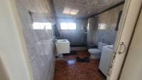 Bathroom 1 of property in Lotus Gardens
