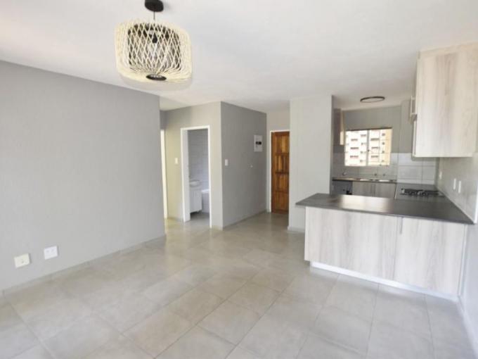 2 Bedroom Sectional Title for Sale For Sale in Newlands - MR722899