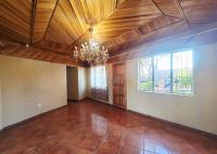  of property in Flora Park 
