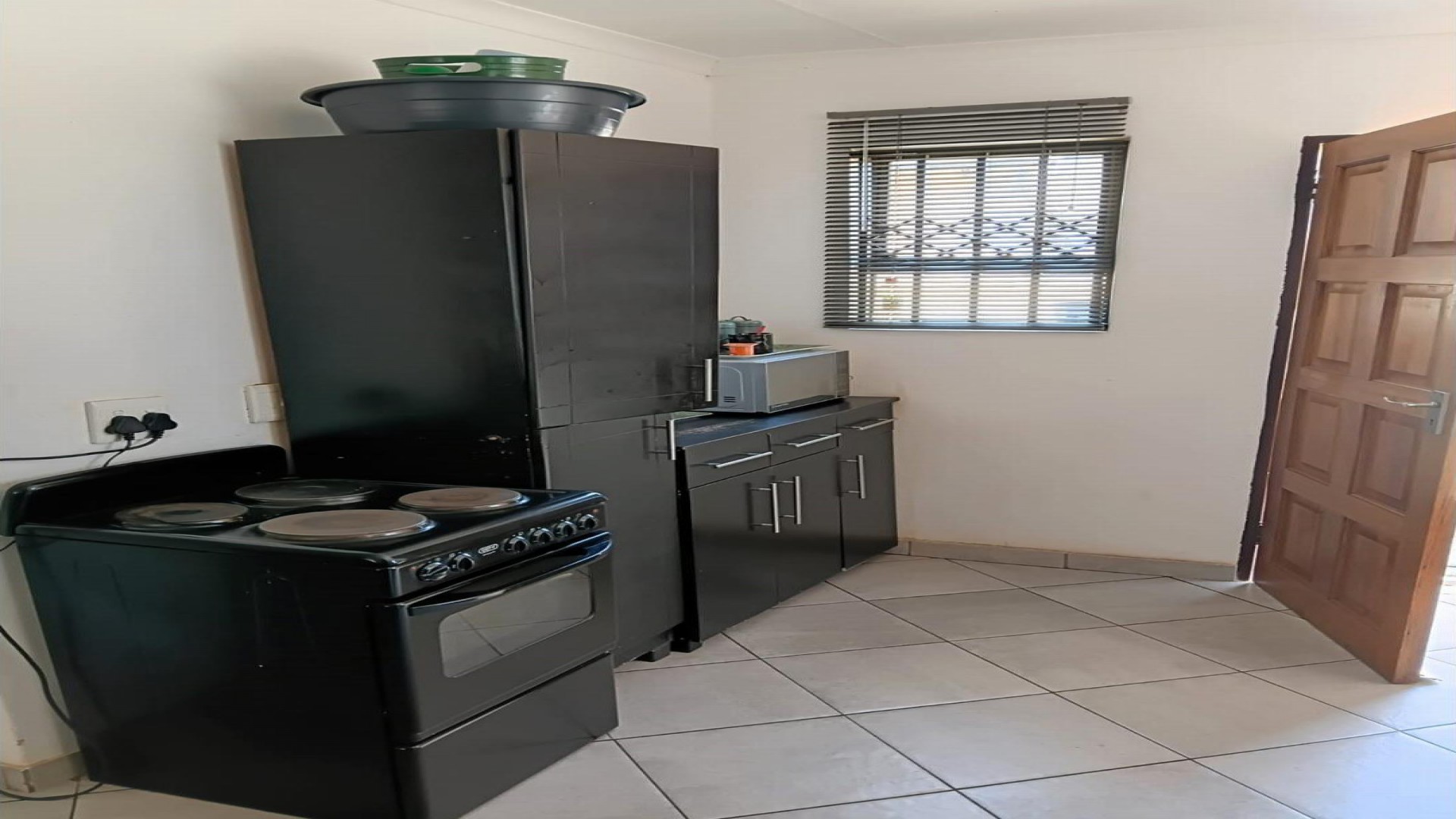 Kitchen of property in Alliance