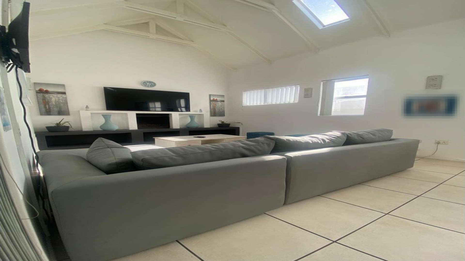 Lounges of property in Paternoster