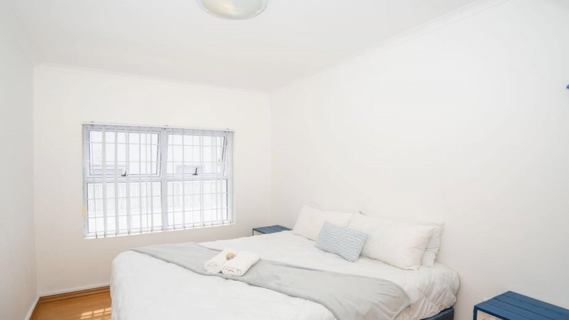 Bed Room 1 of property in Paternoster