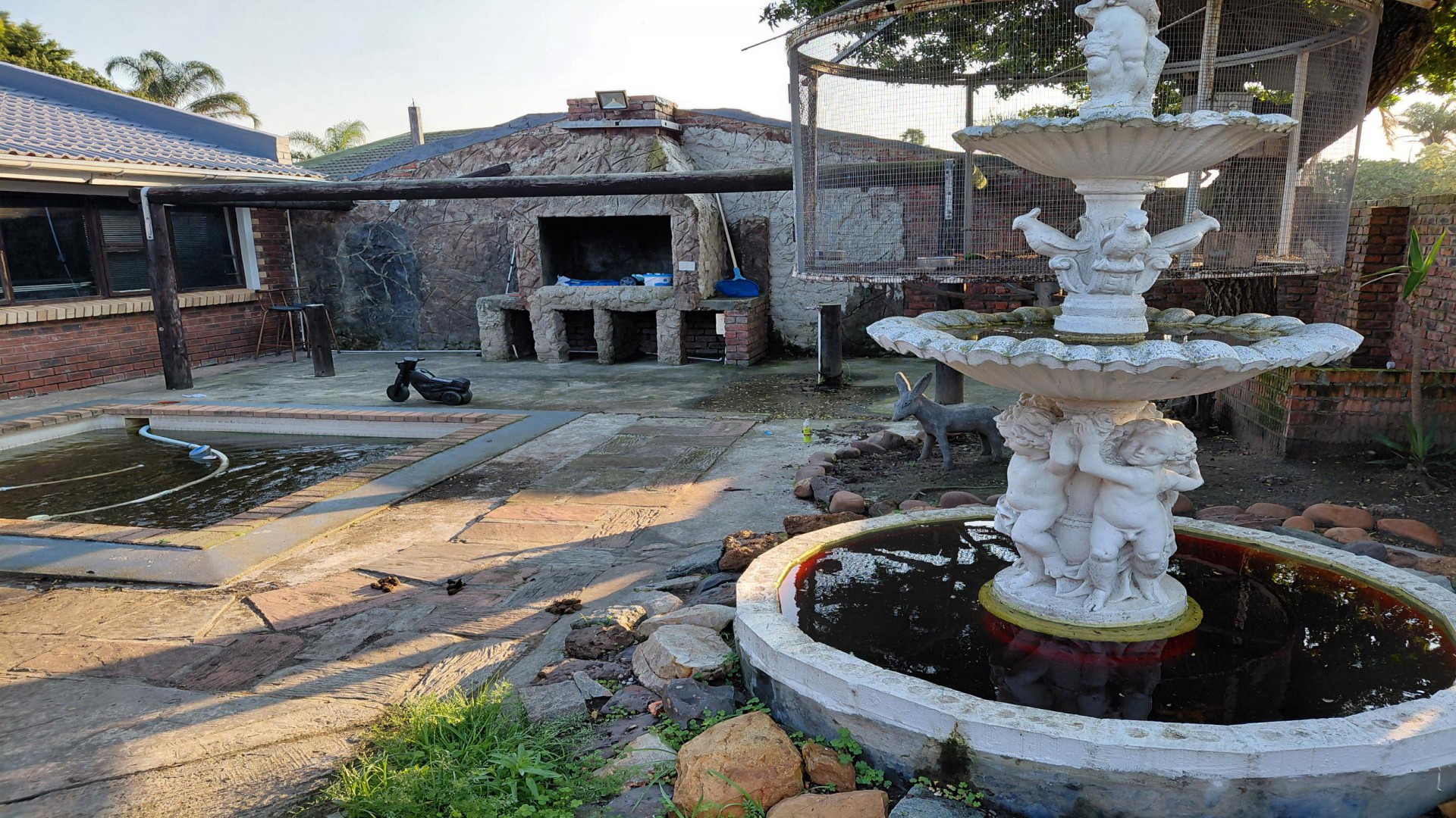 Swimming Pool of property in Kamma Park