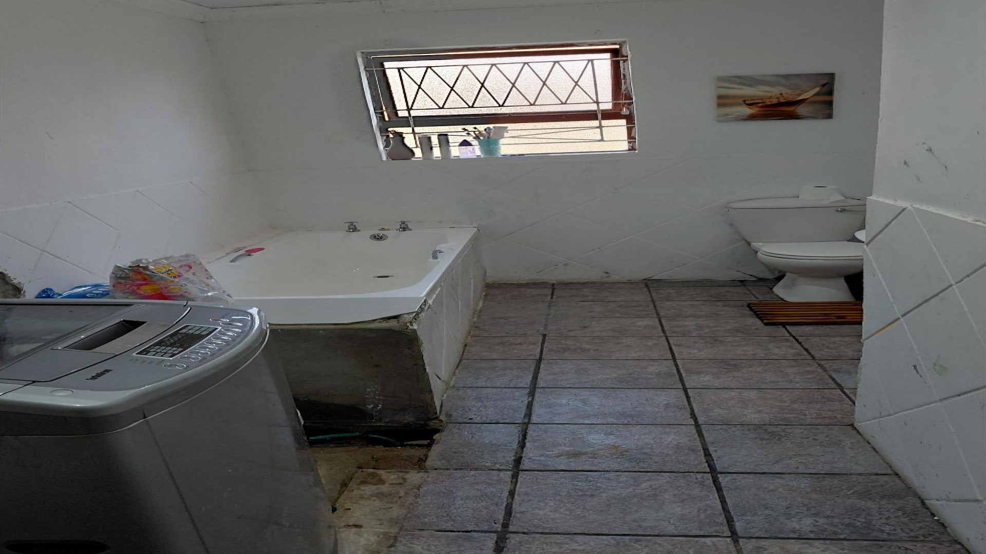 Bathroom 1 of property in Kamma Park