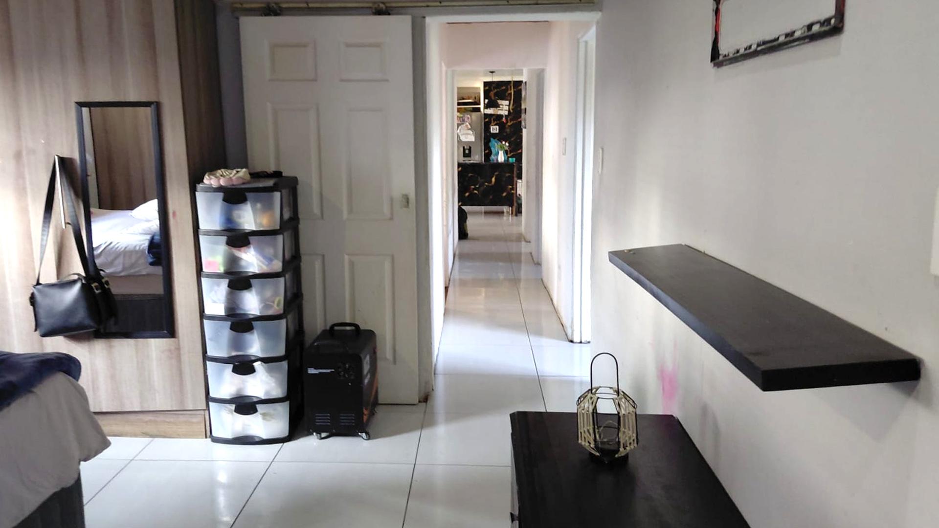 Main Bedroom of property in Kamma Park