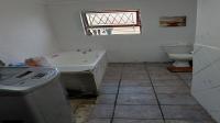 Bathroom 1 of property in Kamma Park