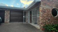 3 Bedroom 2 Bathroom Freehold Residence for Sale and to Rent for sale in Baysvalley
