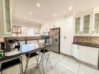  of property in Brackenhurst