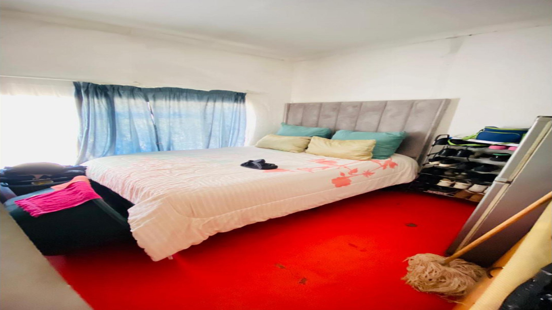 Bed Room 1 of property in Krugersdorp