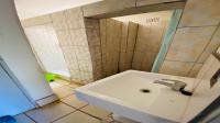 Bathroom 1 of property in Krugersdorp