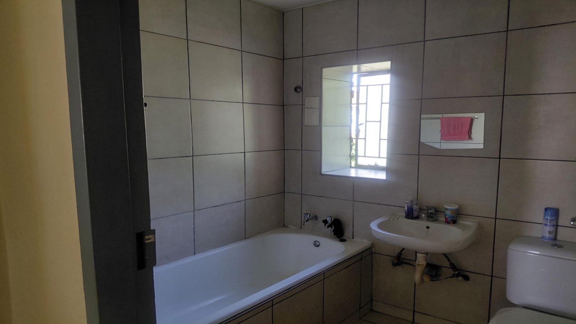 Bathroom 1 of property in Proclamation Hill