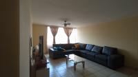 Lounges - 19 square meters of property in Proclamation Hill