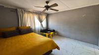 Bed Room 2 - 14 square meters of property in Birch Acres